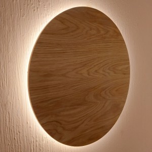 Круглый деревянный светильник бра из массива дерева на стену